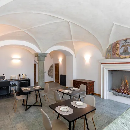 Гостевой дом La Dimora Del Mercante Villa di Tirano